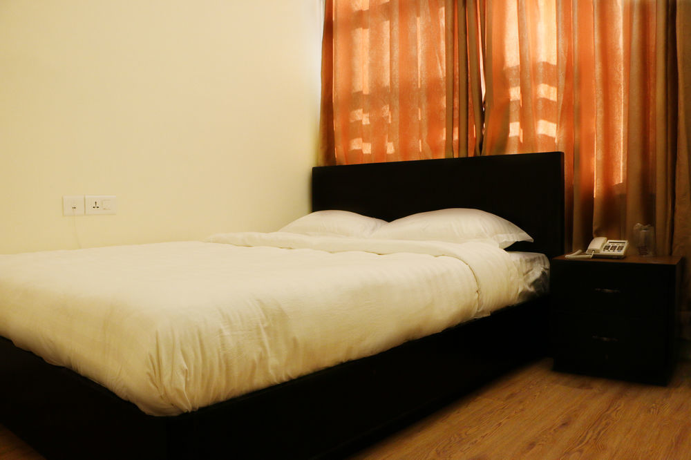 Hotel Hema Катманду Экстерьер фото