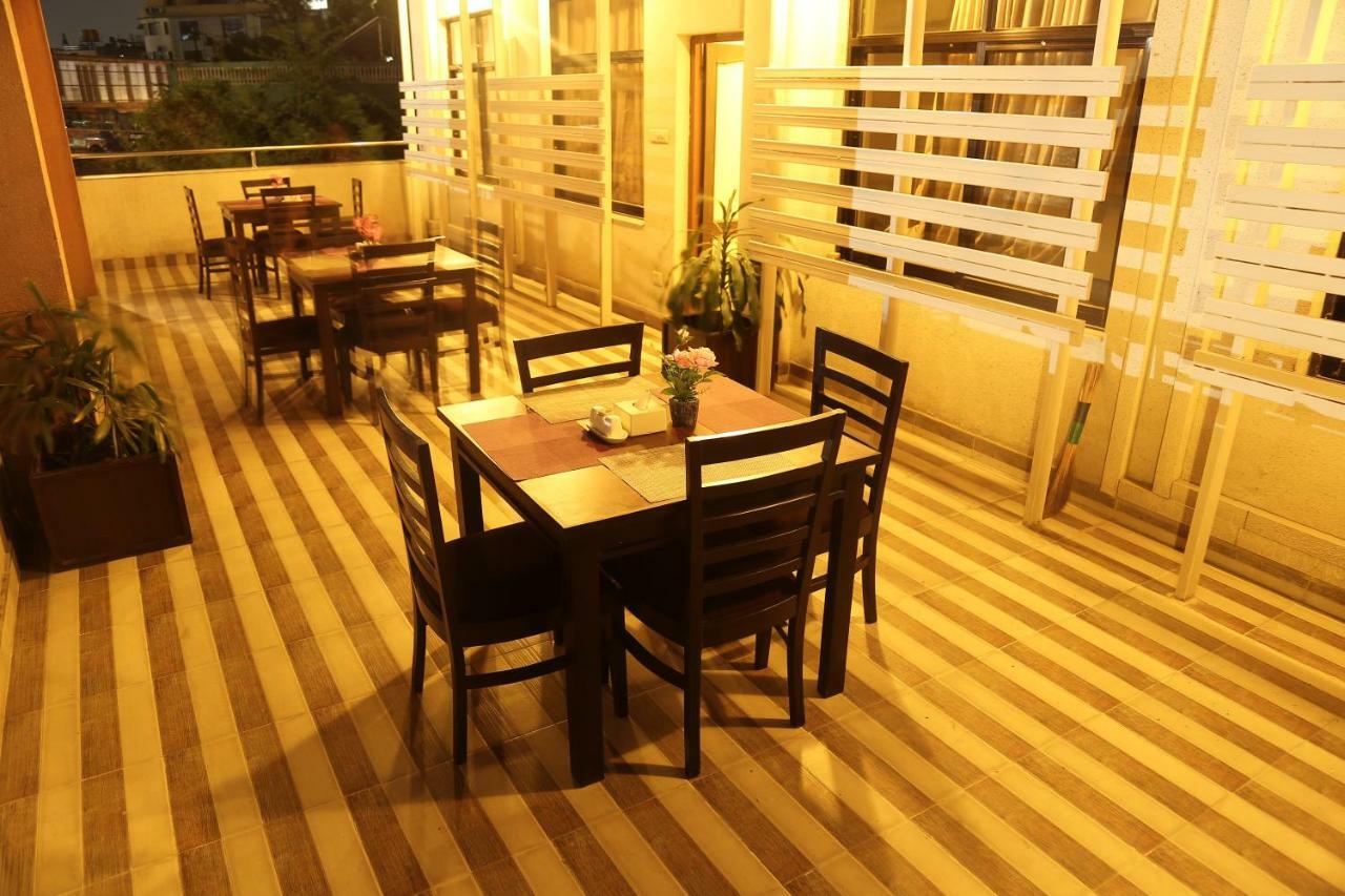 Hotel Hema Катманду Экстерьер фото